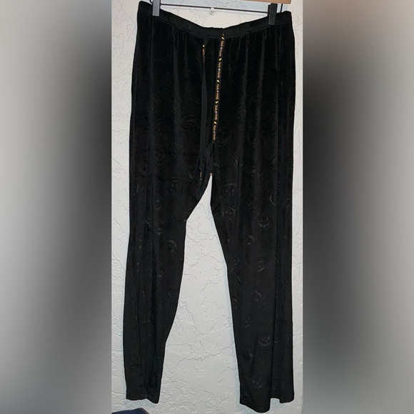 Trick or Treat Sleep Pants with Pumpkin Design - Picture 1 of 6